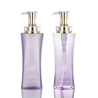 Wholesale 350ml 500ml Pet Empty Plastic Transparent Shampoo Bottles Luxury Cosmetic Gold Pump Lotion Container