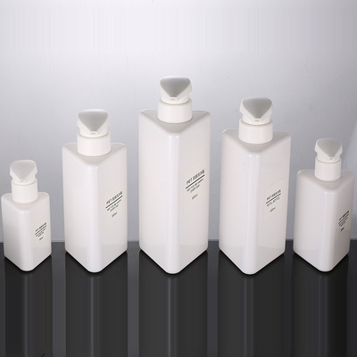 Wholesale 100ml 200ml 300ml Triangle Shape Recycle Plastic Pet Lotion Container Black Airless Pump 500ml Shampoo Bottles