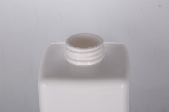 Biodegradable Clear 32 Oz Spray Bottle Square PET Material for Shampoo
