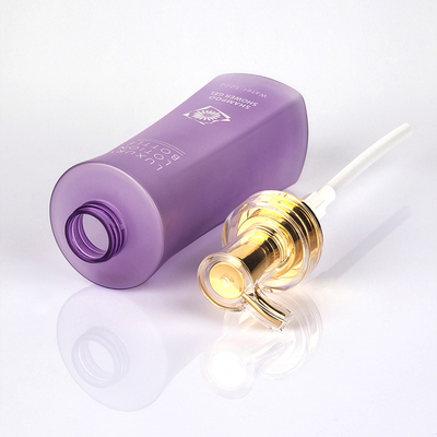 Wholesale 350ml 500ml Pet Empty Plastic Transparent Shampoo Bottles Luxury Cosmetic Gold Pump Lotion Container